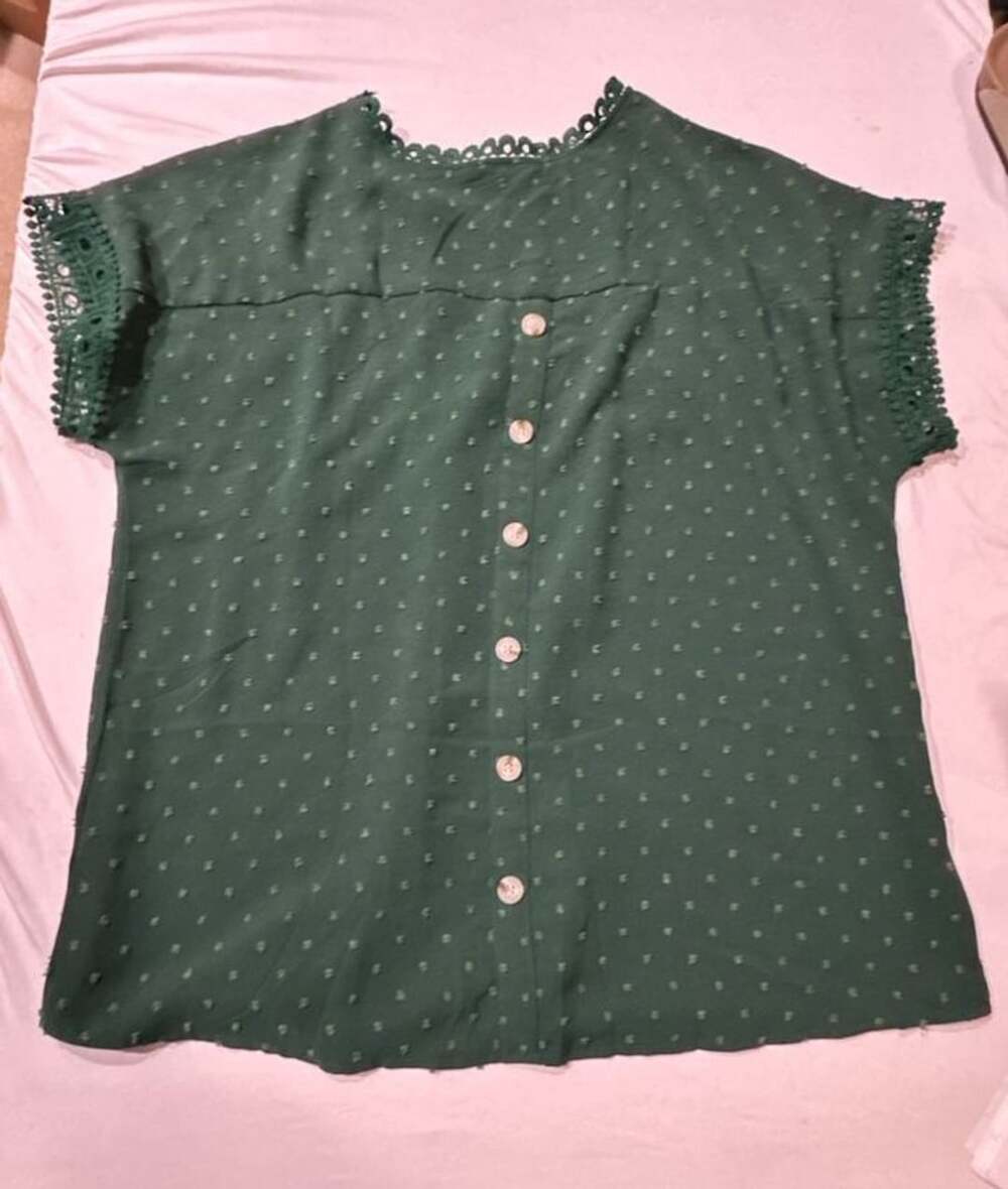 Dokootoo Green Swiss Dot Short Sleeve Lace Crochet Chiffon Boho Blouse
R861 - Picture 3 of 3